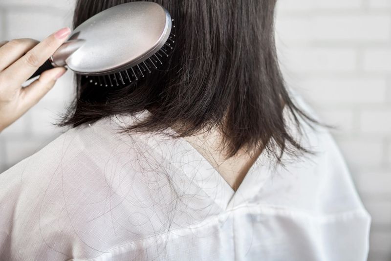 ¿ES POSIBLE RECUPERAR EL PELO PERDIDO POR LA PSORIASIS?